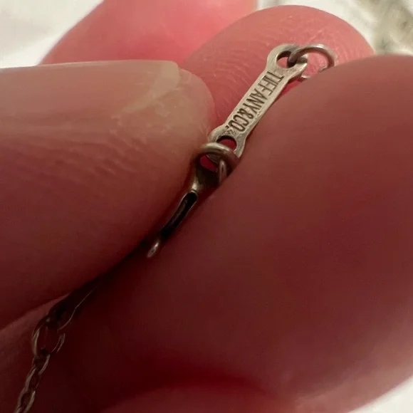 Tiffany & Co. Peretti Elegant Silver thin Chain Necklace☝️❤️ - Picture 3 of 8